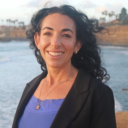 Nina beach headshot - Coach Nina Rubin